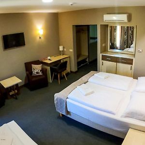 Dreibettzimmer